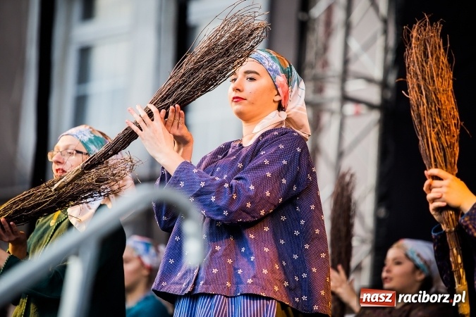 Zdjęcie w galerii na portalu naszraciborz.pl: Z wizytą na raciborskim jarmarku bożonarodzeniowym FOTO wiadomości z regionu