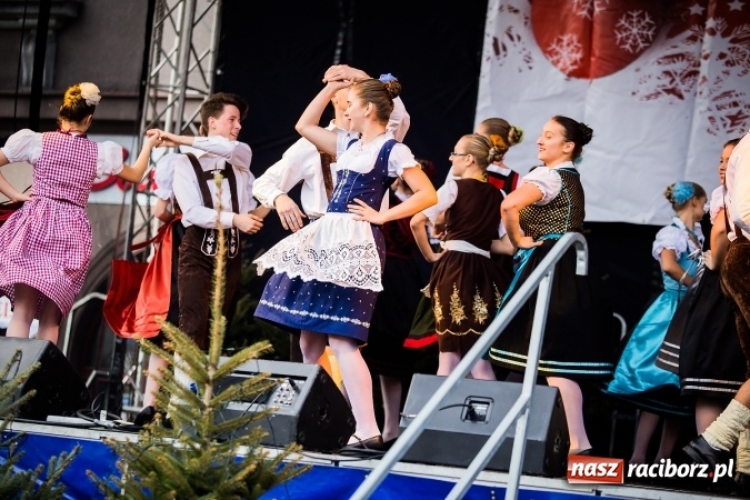 Zdjęcie w galerii na portalu naszraciborz.pl: Z wizytą na raciborskim jarmarku bożonarodzeniowym FOTO wiadomości z regionu