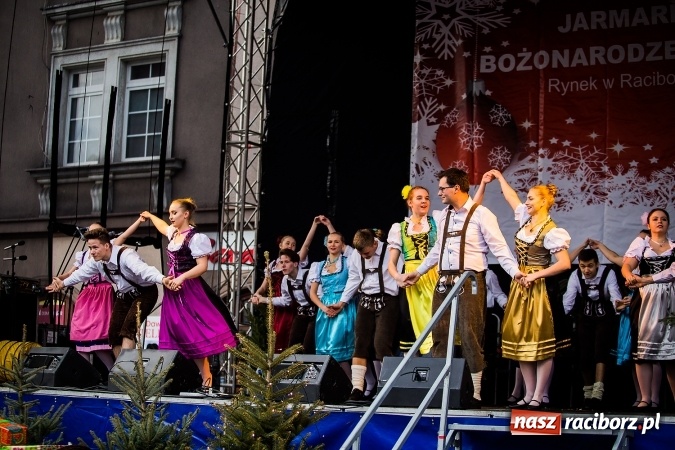 Zdjęcie w galerii na portalu naszraciborz.pl: Z wizytą na raciborskim jarmarku bożonarodzeniowym FOTO wiadomości z regionu