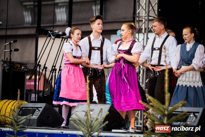 Zdjęcie w galerii na portalu naszraciborz.pl: Z wizytą na raciborskim jarmarku bożonarodzeniowym FOTO wiadomości z regionu