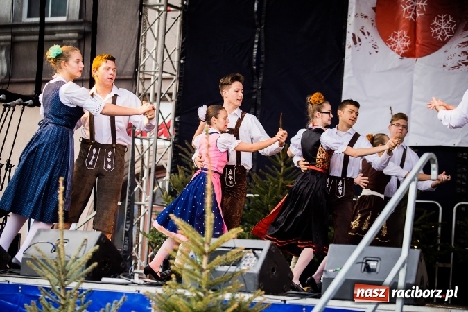 Zdjęcie w galerii na portalu naszraciborz.pl: Z wizytą na raciborskim jarmarku bożonarodzeniowym FOTO wiadomości z regionu