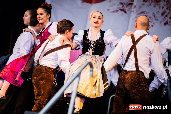 Zdjęcie w galerii na portalu naszraciborz.pl: Z wizytą na raciborskim jarmarku bożonarodzeniowym FOTO wiadomości z regionu