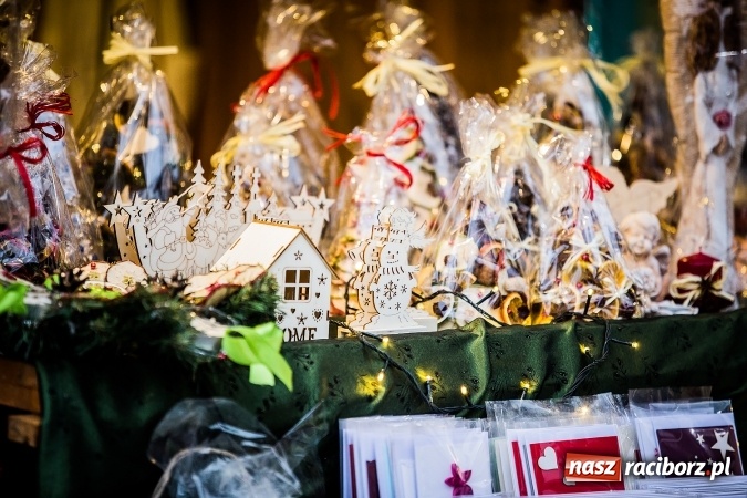 Zdjęcie w galerii na portalu naszraciborz.pl: Z wizytą na raciborskim jarmarku bożonarodzeniowym FOTO wiadomości z regionu