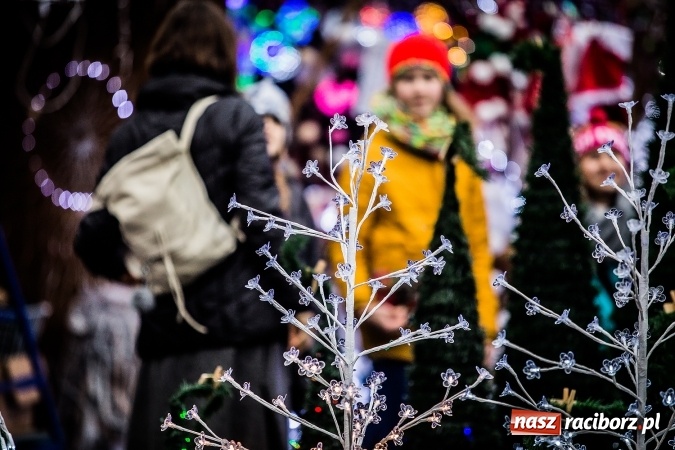 Zdjęcie w galerii na portalu naszraciborz.pl: Z wizytą na raciborskim jarmarku bożonarodzeniowym FOTO wiadomości z regionu