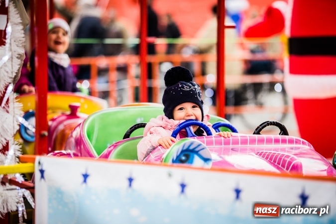 Zdjęcie w galerii na portalu naszraciborz.pl: Z wizytą na raciborskim jarmarku bożonarodzeniowym FOTO wiadomości z regionu
