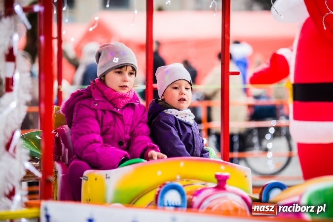 Zdjęcie w galerii na portalu naszraciborz.pl: Z wizytą na raciborskim jarmarku bożonarodzeniowym FOTO wiadomości z regionu