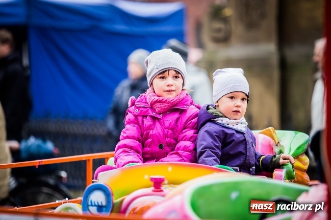 Zdjęcie w galerii na portalu naszraciborz.pl: Z wizytą na raciborskim jarmarku bożonarodzeniowym FOTO wiadomości z regionu