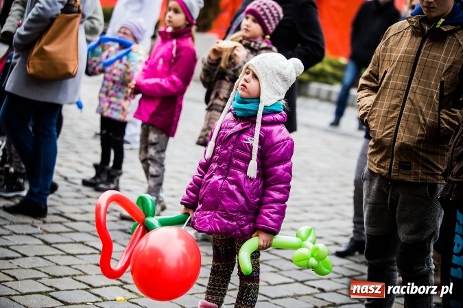 Zdjęcie w galerii na portalu naszraciborz.pl: Z wizytą na raciborskim jarmarku bożonarodzeniowym FOTO wiadomości z regionu