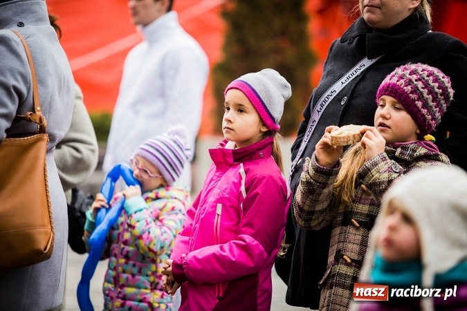Zdjęcie w galerii na portalu naszraciborz.pl: Z wizytą na raciborskim jarmarku bożonarodzeniowym FOTO wiadomości z regionu