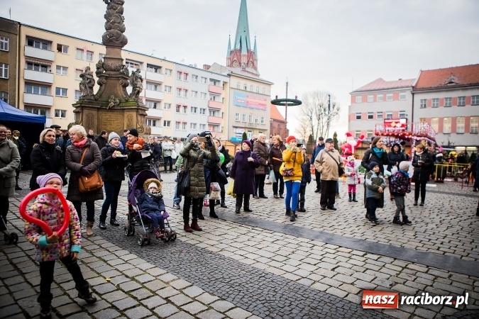Zdjęcie w galerii na portalu naszraciborz.pl: Z wizytą na raciborskim jarmarku bożonarodzeniowym FOTO wiadomości z regionu