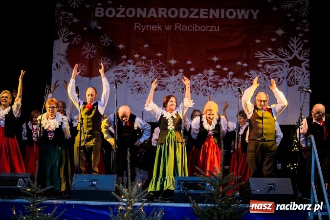 Zdjęcie w galerii na portalu naszraciborz.pl: Z wizytą na raciborskim jarmarku bożonarodzeniowym FOTO wiadomości z regionu