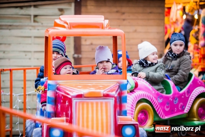 Zdjęcie w galerii na portalu naszraciborz.pl: Z wizytą na raciborskim jarmarku bożonarodzeniowym FOTO wiadomości z regionu