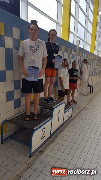 Zdjęcie w galerii na portalu naszraciborz.pl: Pływanie. 13 medali 13-latków z Raciborza  wiadomości z regionu