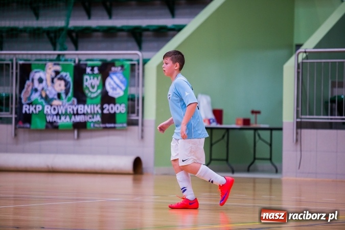 Zdjęcie w galerii na portalu naszraciborz.pl: Unia Racibórz z Pucharem Starosty Raciborskiego wiadomości z regionu