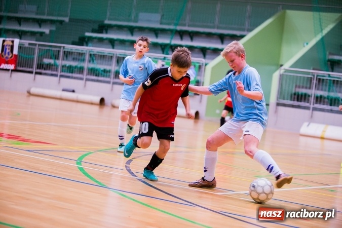 Zdjęcie w galerii na portalu naszraciborz.pl: Unia Racibórz z Pucharem Starosty Raciborskiego wiadomości z regionu