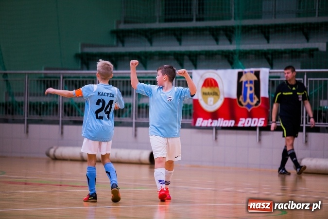 Zdjęcie w galerii na portalu naszraciborz.pl: Unia Racibórz z Pucharem Starosty Raciborskiego wiadomości z regionu