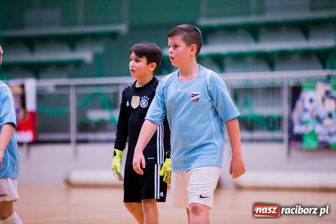 Zdjęcie w galerii na portalu naszraciborz.pl: Unia Racibórz z Pucharem Starosty Raciborskiego wiadomości z regionu