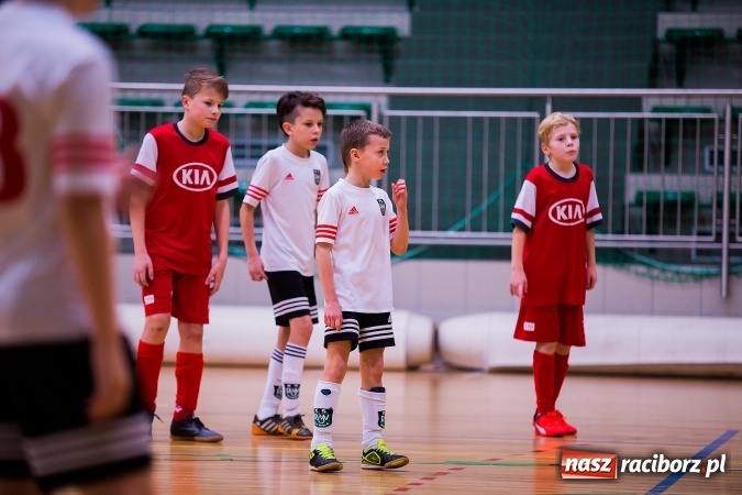 Zdjęcie w galerii na portalu naszraciborz.pl: Unia Racibórz z Pucharem Starosty Raciborskiego wiadomości z regionu