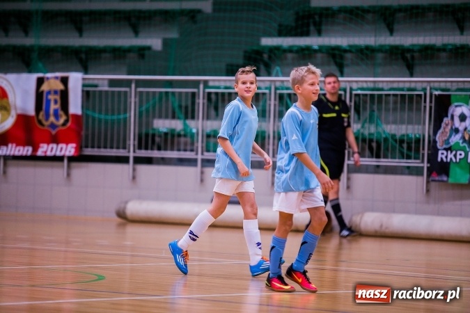 Zdjęcie w galerii na portalu naszraciborz.pl: Unia Racibórz z Pucharem Starosty Raciborskiego wiadomości z regionu