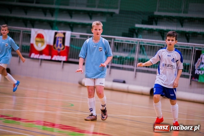 Zdjęcie w galerii na portalu naszraciborz.pl: Unia Racibórz z Pucharem Starosty Raciborskiego wiadomości z regionu