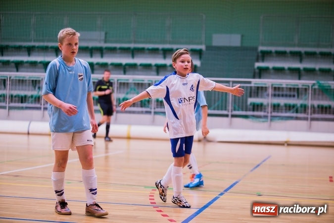 Zdjęcie w galerii na portalu naszraciborz.pl: Unia Racibórz z Pucharem Starosty Raciborskiego wiadomości z regionu