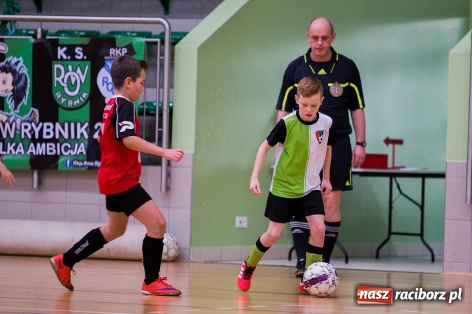 Zdjęcie w galerii na portalu naszraciborz.pl: Unia Racibórz z Pucharem Starosty Raciborskiego wiadomości z regionu