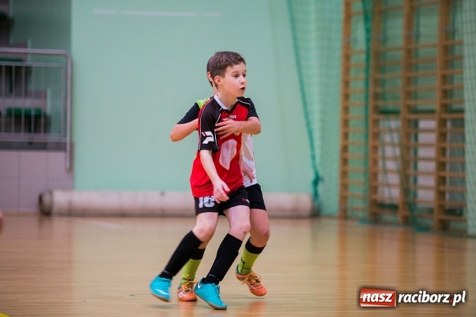 Zdjęcie w galerii na portalu naszraciborz.pl: Unia Racibórz z Pucharem Starosty Raciborskiego wiadomości z regionu