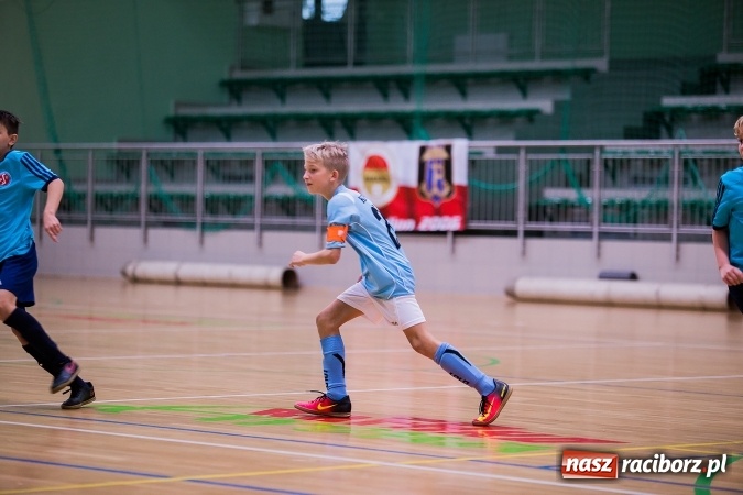 Zdjęcie w galerii na portalu naszraciborz.pl: Unia Racibórz z Pucharem Starosty Raciborskiego wiadomości z regionu