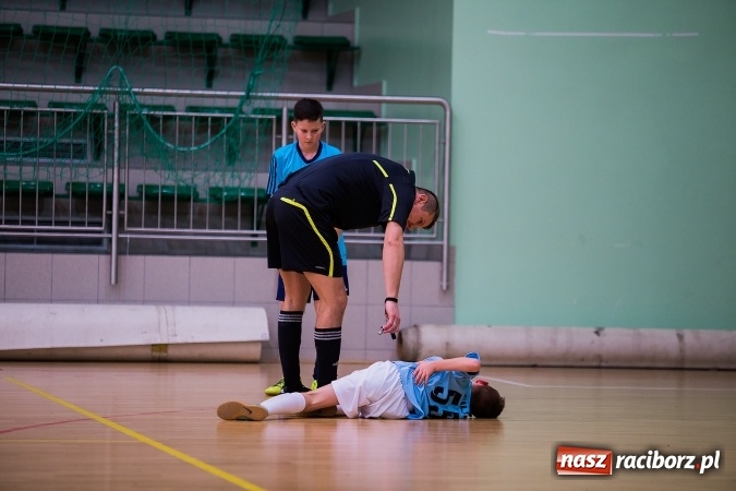 Zdjęcie w galerii na portalu naszraciborz.pl: Unia Racibórz z Pucharem Starosty Raciborskiego wiadomości z regionu