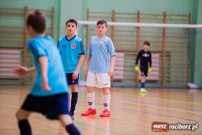 Zdjęcie w galerii na portalu naszraciborz.pl: Unia Racibórz z Pucharem Starosty Raciborskiego wiadomości z regionu