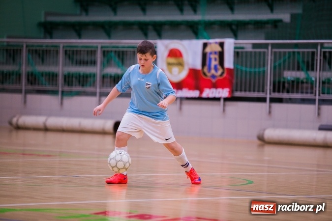 Zdjęcie w galerii na portalu naszraciborz.pl: Unia Racibórz z Pucharem Starosty Raciborskiego wiadomości z regionu