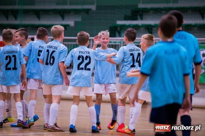 Zdjęcie w galerii na portalu naszraciborz.pl: Unia Racibórz z Pucharem Starosty Raciborskiego wiadomości z regionu