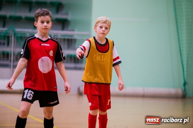 Zdjęcie w galerii na portalu naszraciborz.pl: Unia Racibórz z Pucharem Starosty Raciborskiego wiadomości z regionu