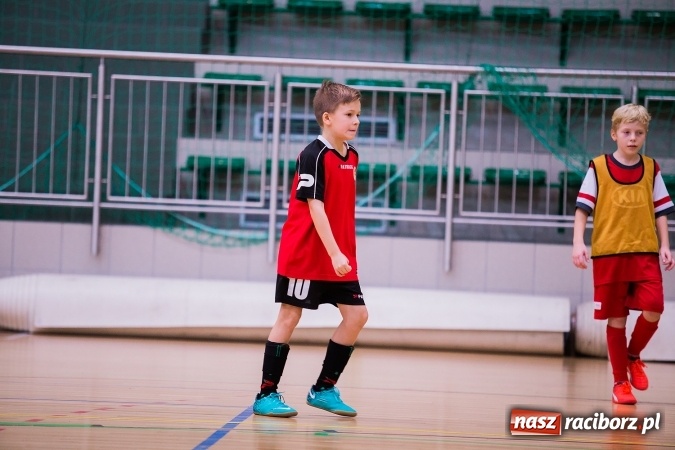 Zdjęcie w galerii na portalu naszraciborz.pl: Unia Racibórz z Pucharem Starosty Raciborskiego wiadomości z regionu