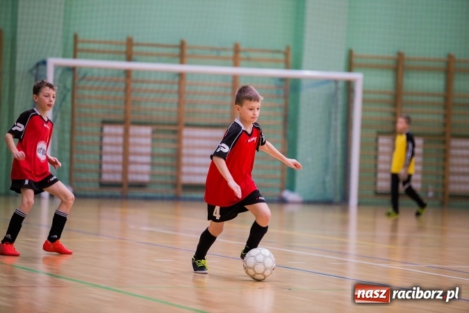 Zdjęcie w galerii na portalu naszraciborz.pl: Unia Racibórz z Pucharem Starosty Raciborskiego wiadomości z regionu