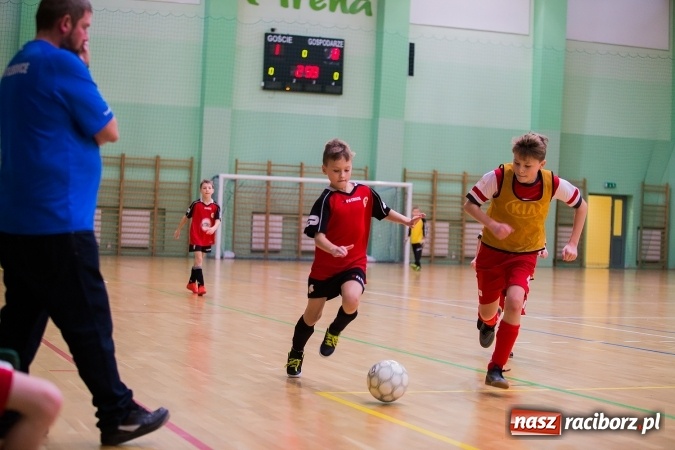 Zdjęcie w galerii na portalu naszraciborz.pl: Unia Racibórz z Pucharem Starosty Raciborskiego wiadomości z regionu