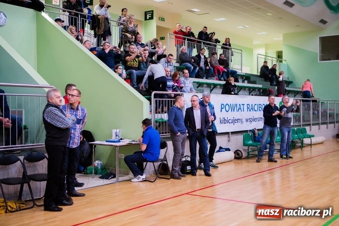 Zdjęcie w galerii na portalu naszraciborz.pl: Unia Racibórz z Pucharem Starosty Raciborskiego wiadomości z regionu