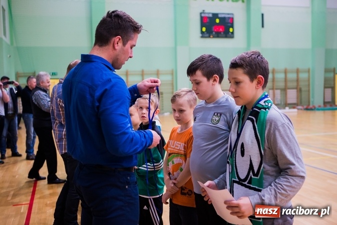 Zdjęcie w galerii na portalu naszraciborz.pl: Unia Racibórz z Pucharem Starosty Raciborskiego wiadomości z regionu