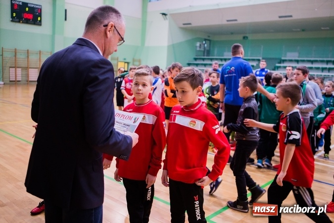 Zdjęcie w galerii na portalu naszraciborz.pl: Unia Racibórz z Pucharem Starosty Raciborskiego wiadomości z regionu