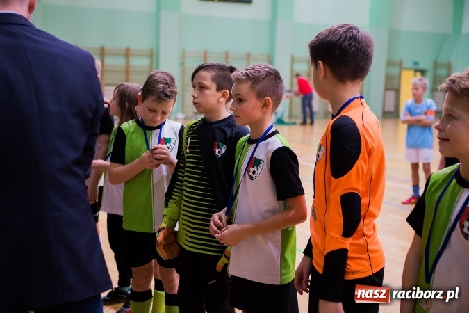 Zdjęcie w galerii na portalu naszraciborz.pl: Unia Racibórz z Pucharem Starosty Raciborskiego wiadomości z regionu