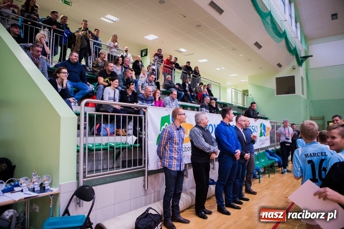 Zdjęcie w galerii na portalu naszraciborz.pl: Unia Racibórz z Pucharem Starosty Raciborskiego wiadomości z regionu