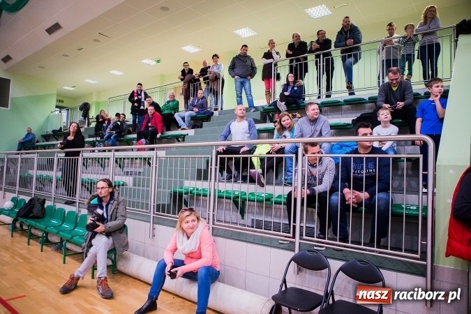 Zdjęcie w galerii na portalu naszraciborz.pl: Unia Racibórz z Pucharem Starosty Raciborskiego wiadomości z regionu