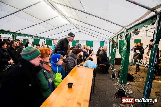 Zdjęcie w galerii na portalu naszraciborz.pl: Jarmark przedświąteczny w Pietraszynie wiadomości z regionu