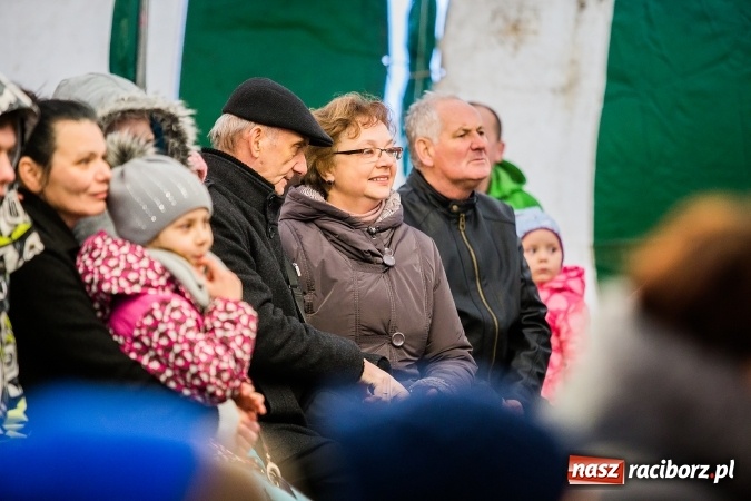 Zdjęcie w galerii na portalu naszraciborz.pl: Jarmark przedświąteczny w Pietraszynie wiadomości z regionu