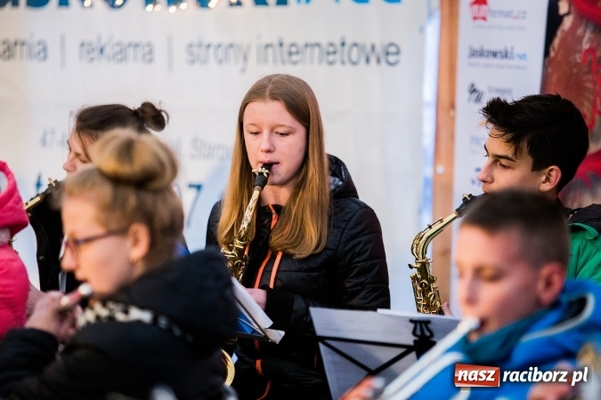 Zdjęcie w galerii na portalu naszraciborz.pl: Jarmark przedświąteczny w Pietraszynie wiadomości z regionu