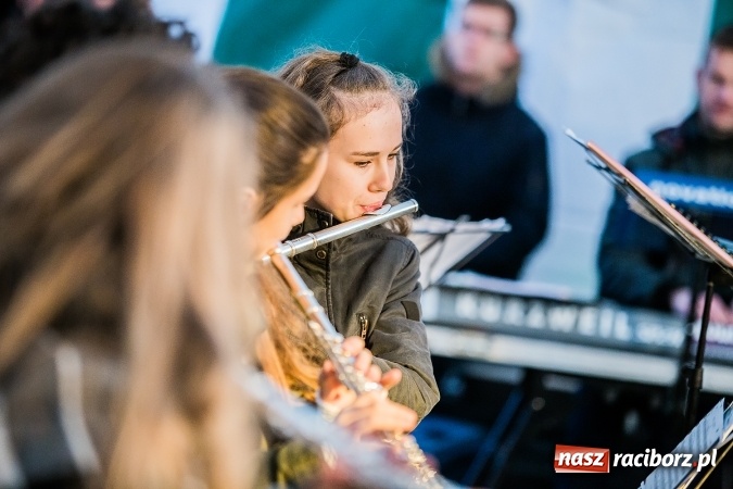 Zdjęcie w galerii na portalu naszraciborz.pl: Jarmark przedświąteczny w Pietraszynie wiadomości z regionu