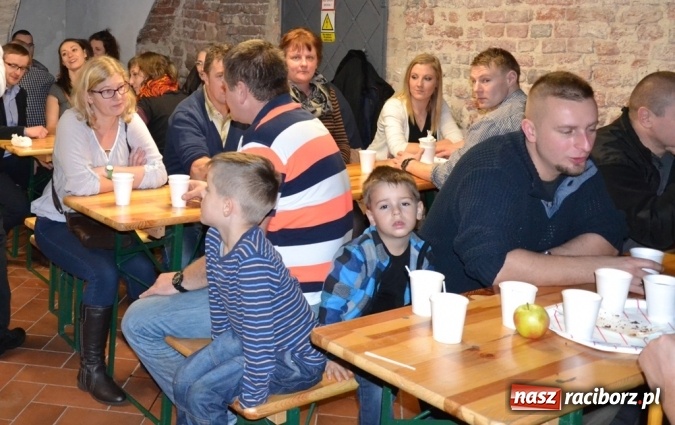 Zdjęcie w galerii na portalu naszraciborz.pl: Jarmark w Starym Opactwie przyciąga tłumy!  wiadomości z regionu