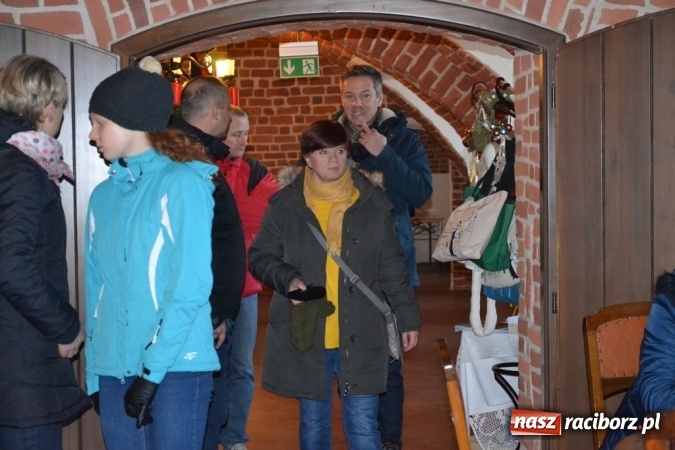 Zdjęcie w galerii na portalu naszraciborz.pl: Jarmark w Starym Opactwie przyciąga tłumy!  wiadomości z regionu