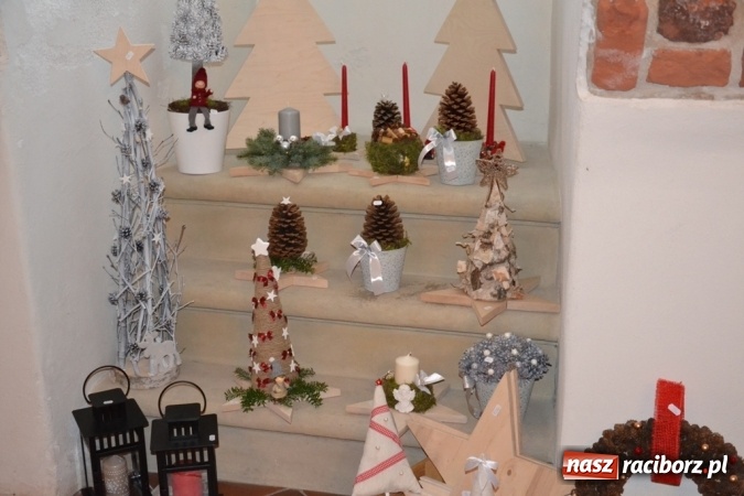 Zdjęcie w galerii na portalu naszraciborz.pl: Jarmark w Starym Opactwie przyciąga tłumy!  wiadomości z regionu