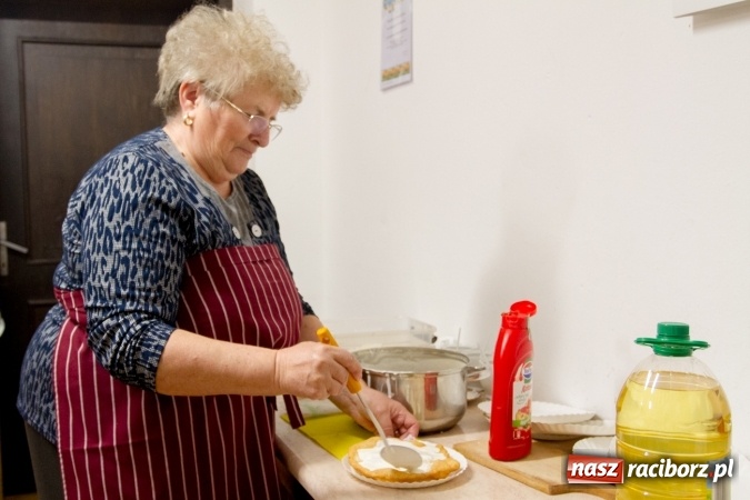 Zdjęcie w galerii na portalu naszraciborz.pl: W Tworkowie zapachniało Bożym Narodzeniem wiadomości z regionu